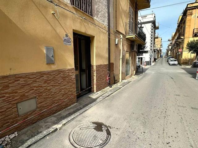 Locale Commerciale in affitto a Ribera, Sicilia