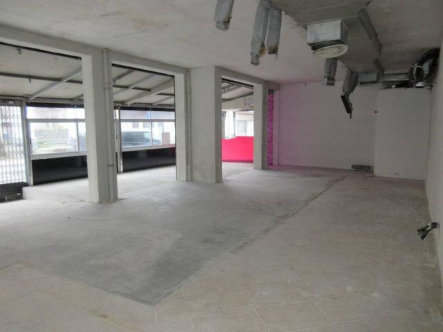 Locale Commerciale in affitto a Rimini, Reggio Emilia