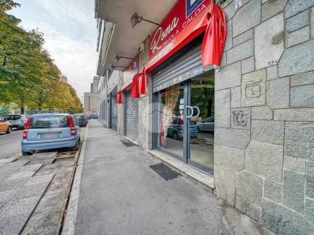 Locale Commerciale in affitto a Piemonte, Torino