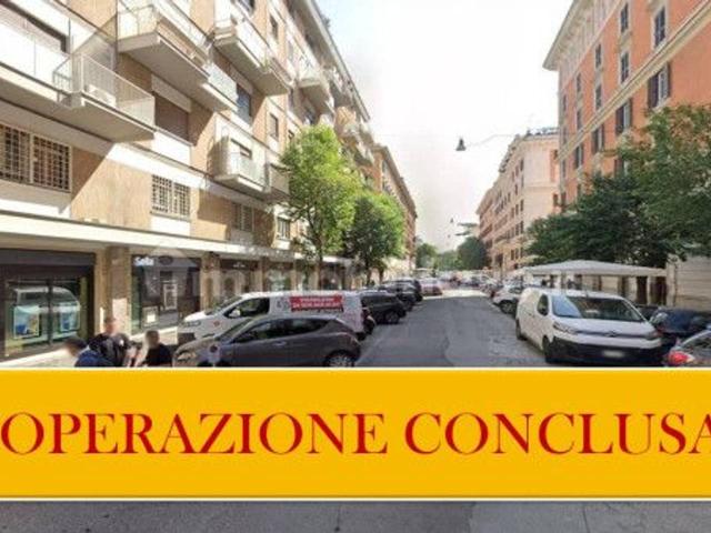Locale Commerciale in affitto a Municipio Roma I, Roma Capitale