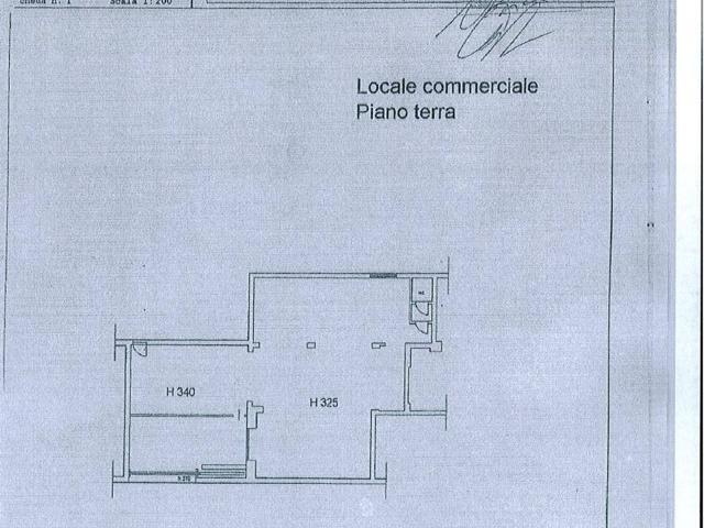 Locale Commerciale in affitto a Monte dell'Ara-Valle Santa, Roma Capitale