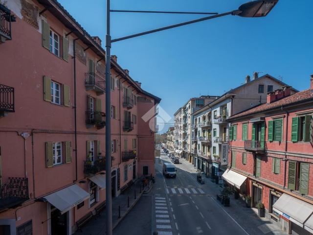 Locale Commerciale in affitto a Piemonte, Cuneo