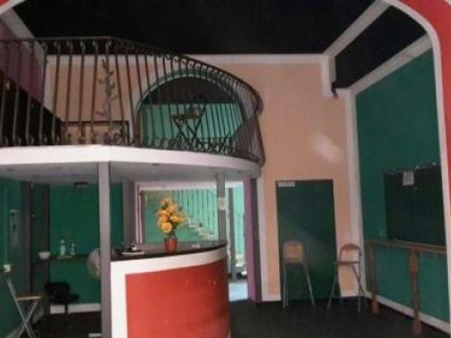 Locale Commerciale in affitto a Gabriellone, San Giustino