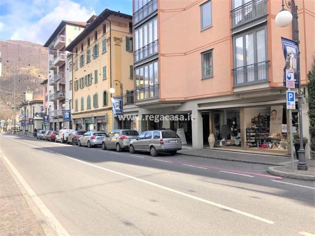 Locale Commerciale in affitto a Comunità Montana della Valle Brembana, San Pellegrino Terme