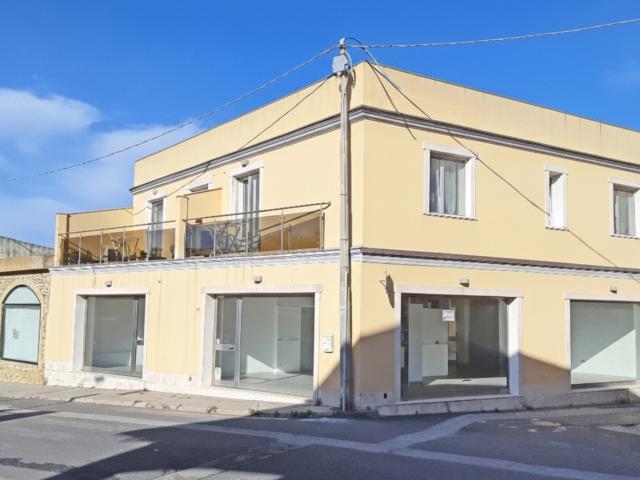 Locale Commerciale in affitto a Sanluri, Sardigna/Sardegna