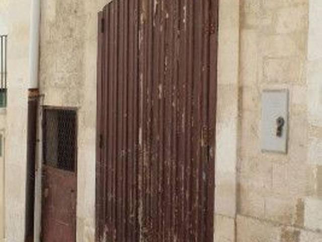 Locale Commerciale in affitto a Puglia, Bari