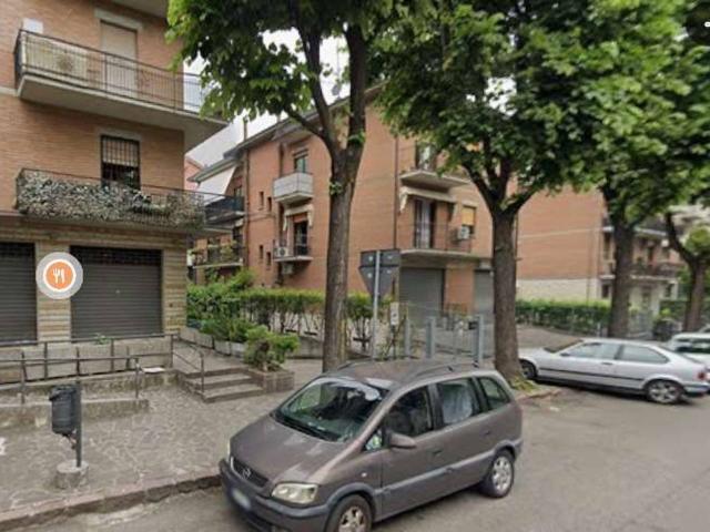 Locale Commerciale in affitto a Unione dei comuni del Distretto Ceramico, Sassuolo