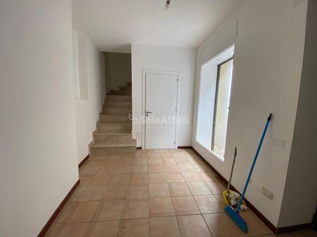 Locale Commerciale in affitto a Perriera, Sciacca