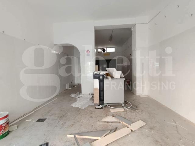 Locale Commerciale in affitto a Siracusa, Sicilia