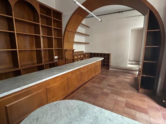 Locale Commerciale in affitto a Spoleto, Umbria
