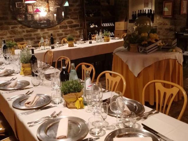 Locale Commerciale in affitto a Spoleto, Perugia