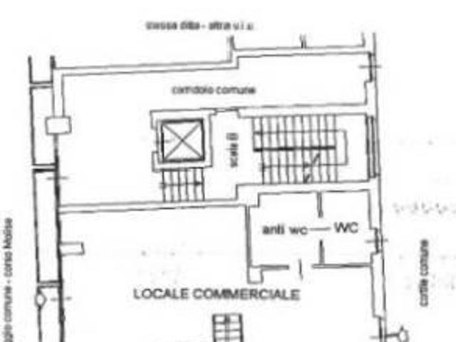 Locale Commerciale in affitto a Circoscrizione 5, Piemonte