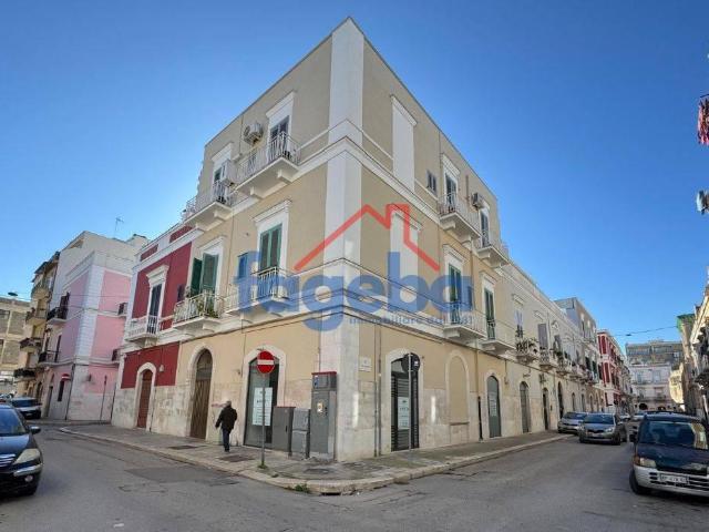 Locale Commerciale in affitto a Puglia, Barletta-andria-trani