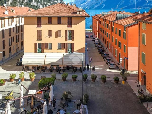 Locale Commerciale in affitto a Comunità Montana Parco Alto Garda bresciano, Tremosine