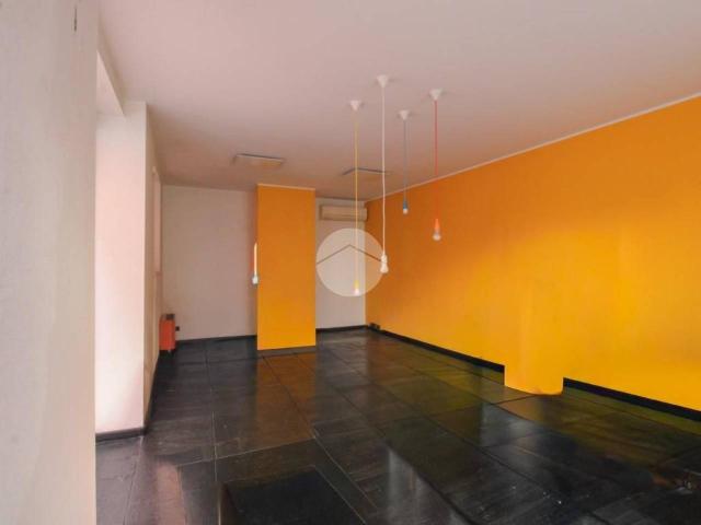 Locale Commerciale in affitto a Treviglio, Lombardia