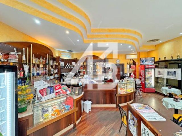 Locale Commerciale in affitto a Città Nuova-Barriera Nuova-San Vito-Città Vecchia, Villa Opicina