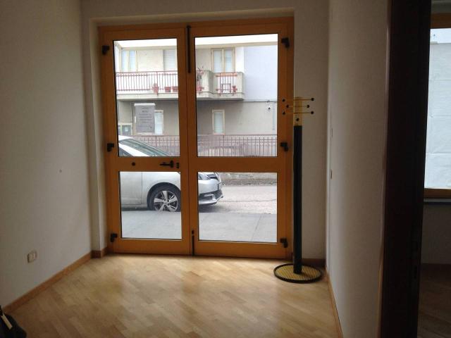 Locale Commerciale in affitto a San Paolo, Vasto