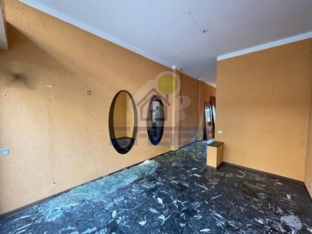 Locale Commerciale in affitto a Villanova Sull'arda, Reggio Emilia