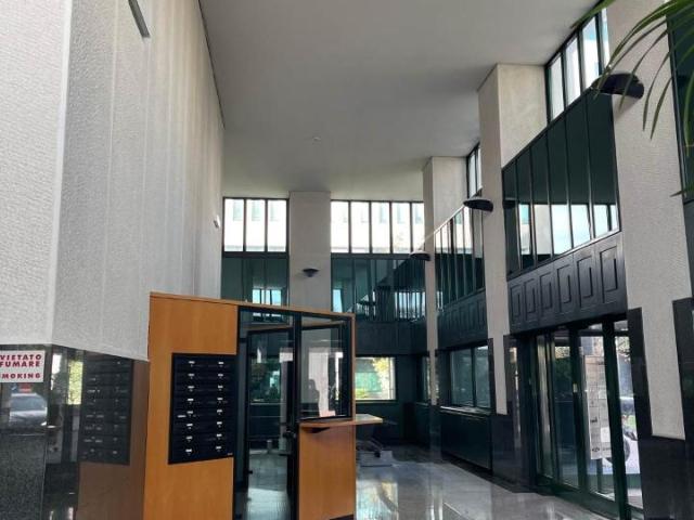 Ufficio in affitto a San Maurizio, Vimercate