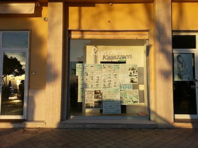 Locale Commerciale in vendita a San Vito, Agrigento