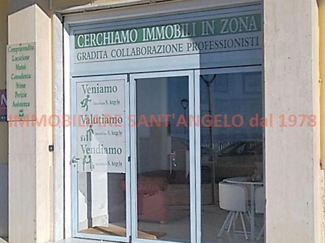 Locale Commerciale in vendita a Sottogas, Agrigento