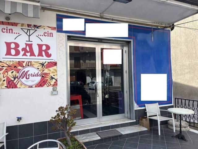 Locale Commerciale in vendita a Agropoli Sud, Agropoli