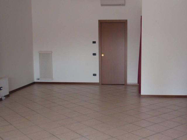Locale Commerciale in vendita a Albignasego, Veneto