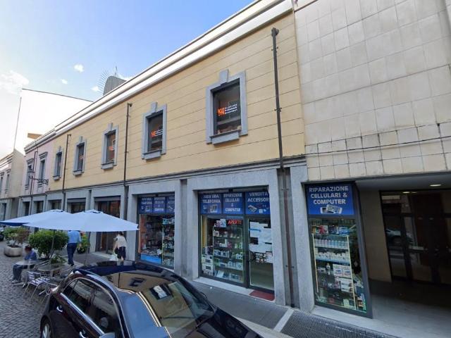 Locale Commerciale in vendita a Piemonte, Alessandria