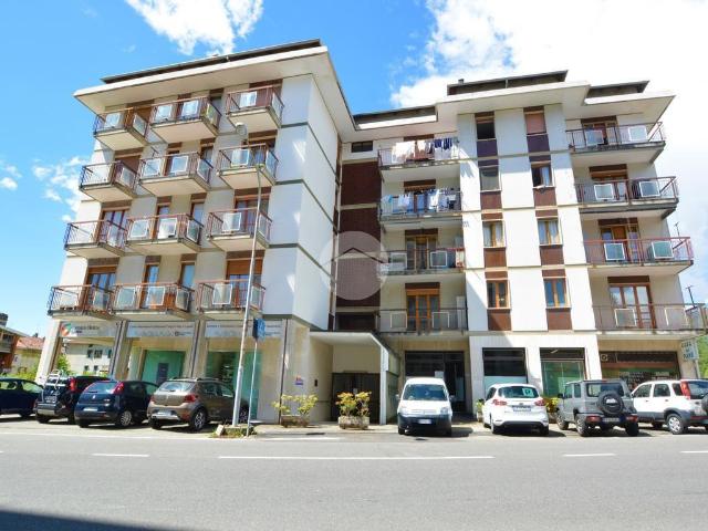 Locale Commerciale in vendita a Locato Inferiore, Piemonte