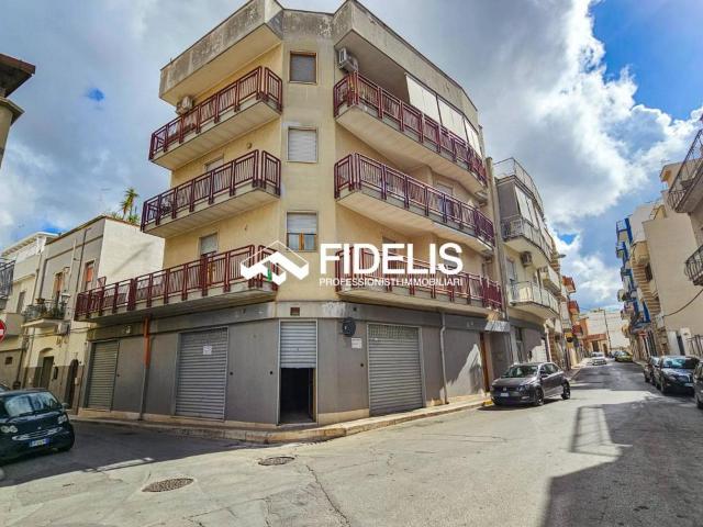Locale Commerciale in vendita a San Valentino, Puglia