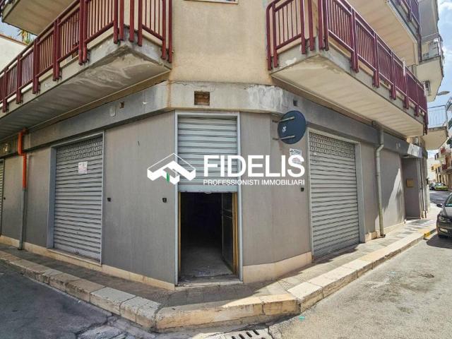 Locale Commerciale in vendita a San Valentino, Puglia
