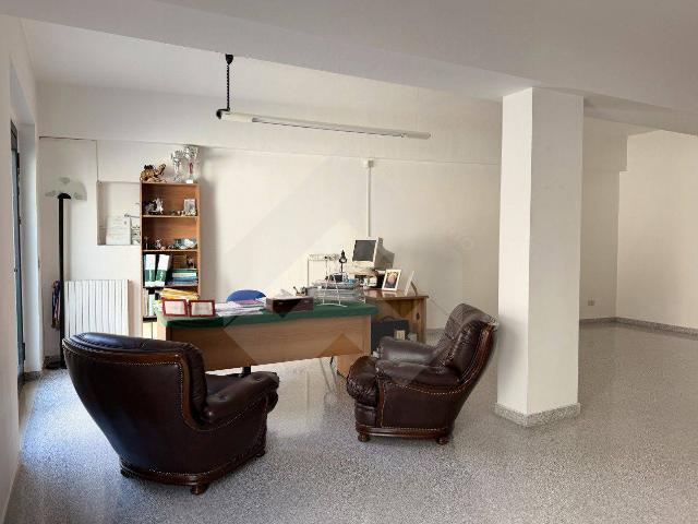 Locale Commerciale in vendita a San Valentino, Puglia
