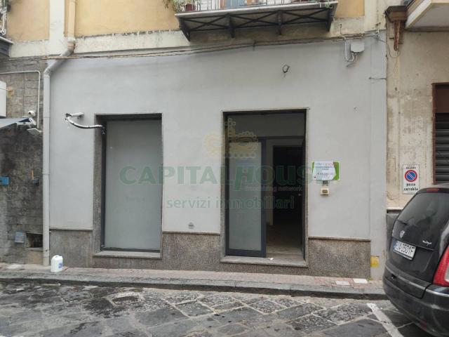 Locale Commerciale in vendita a Baiano, Campania