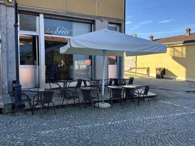 Locale Commerciale in vendita a Piemonte, Cuneo