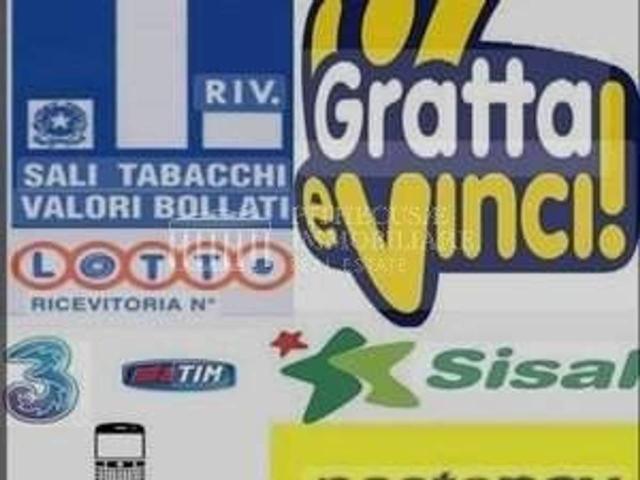 Locale Commerciale in vendita a Barano D'ischia, Campania