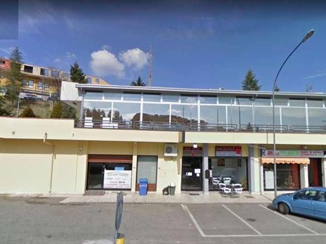 Locale Commerciale in vendita a Calabria, Cosenza