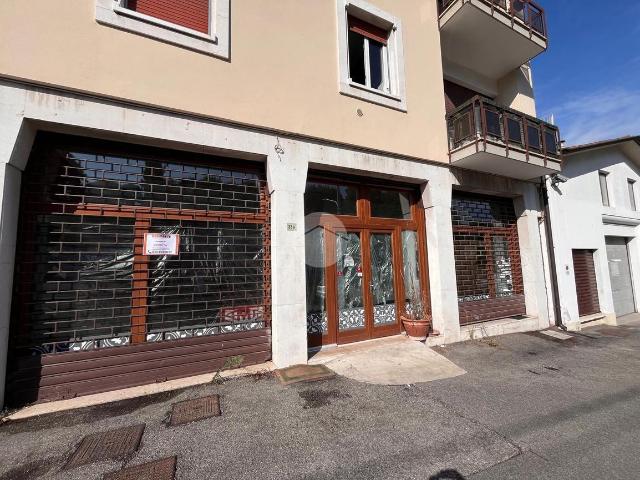 Locale Commerciale in vendita a Bedizzole, Lombardia