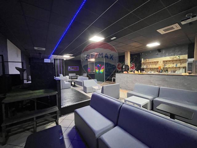 Locale Commerciale in vendita a Malpensata, Bergamo