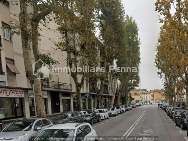 Locale Commerciale in vendita a Bergamo, Lombardia