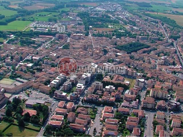Locale Commerciale in vendita a Borgo San Lorenzo, Toscana