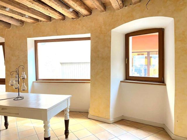 Locale Commerciale in vendita a Comunità Valsugana e Tesino, Borgo Valsugana