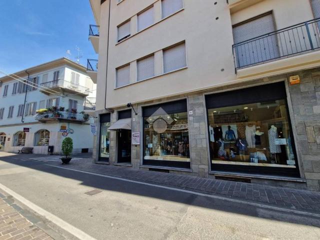 Locale Commerciale in vendita a Piemonte, Cuneo