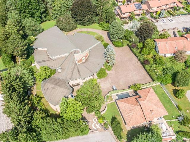 Locale Commerciale in vendita a Mulino di Peregallo, Briosco