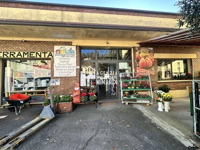 Locale Commerciale in vendita a Unione della Romagna Faentina, Brisighella