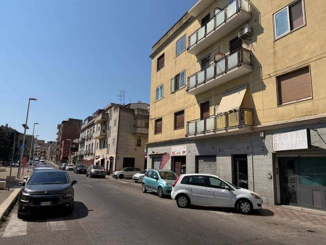 Locale Commerciale in vendita a San Michele, Cagliari