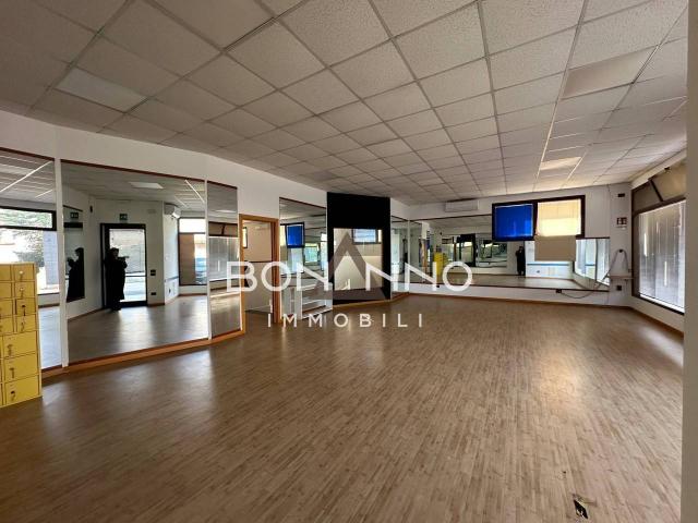 Locale Commerciale in vendita a San Marco, Camposampiero