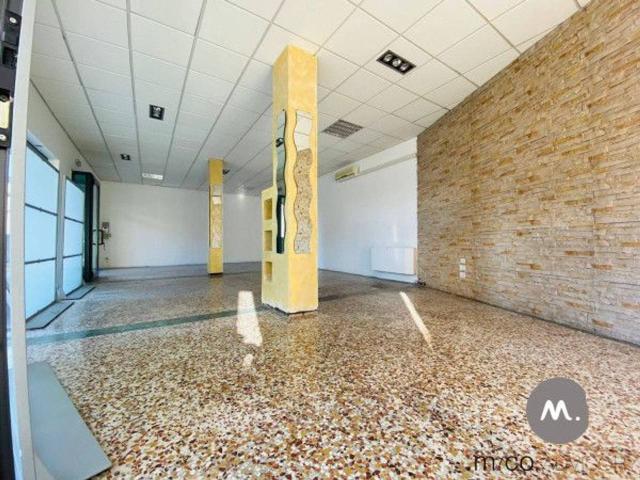 Locale Commerciale in vendita a Caneva, Friuli-Venezia Giulia