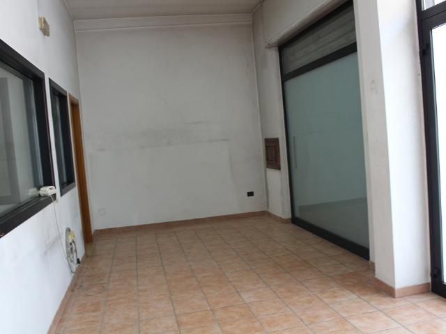 Locale Commerciale in vendita a Puglia, Barletta-andria-trani