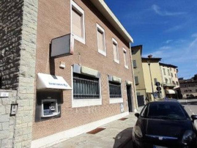 Locale Commerciale in vendita a Appennino Reggiano, Re