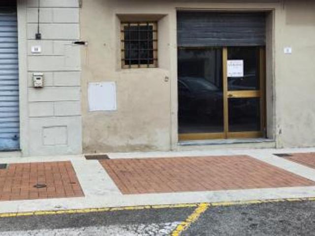 Locale Commerciale in vendita a Castelfranco di Sotto, Pisa